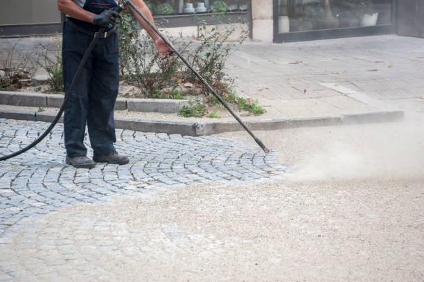 Best Patio and Deck Pressure Washing  in Thousand Palms, CA